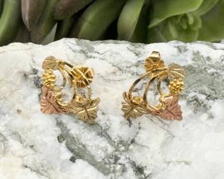 5 10KBlackHillsGoldRoseEarrings191g