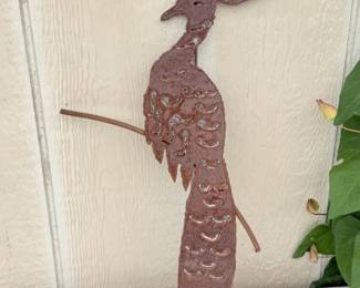 193 RusticMetalGardenPeacockDecor