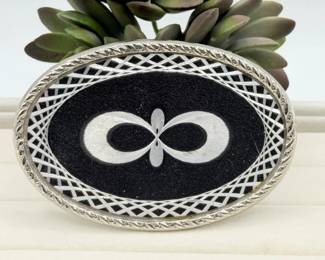 88 VintageSilverTonedInfinitySymbolLatticeBorderBeltBuckle