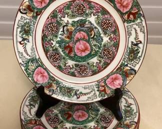 MES005 Set Of Four Chinese Rose Medallion Porcelain Salad Plates 9”