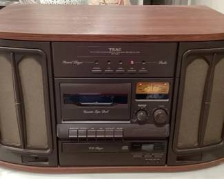 MES222 Teac CD Player/Radio/Cassette Tape Deck/Record Player As Is