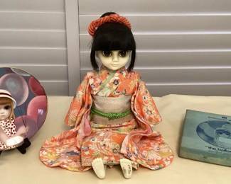 MES078 Margaret Keane Japanese Doll & Limited Edition Plate
