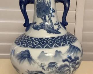 MES205 Large Blue & White Chinese Porcelain Vase With Elephant Head Handles