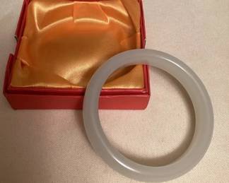 MES183 White Jade Bangle Bracelet New