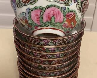 MES011 Twelve Chinese Rose Medallion Soup/Rice Bowls 4.25”