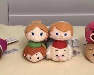MES051 Eighteen Disney Tsum Tsum Mini Plush