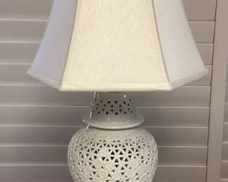 MES022 Seyei Chine De Blanc White Porcelain Lamp