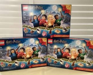 MES098 Three Sets Of Lego Harry Potter 24 Gifts Advent Calendar 2025 New