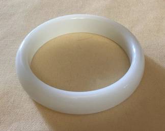 MES198 White Jade Bangle Bracelet New
