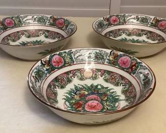 MES006 Set Of Three Chinese Rose Medallion Porcelain Serving Bowls 9”