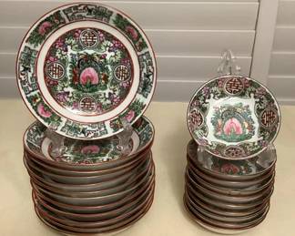 MES013 Twenty-Two Chinese Rose Medallion Small Bowls 3.75” & 5.5”