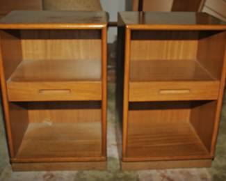 2 EDWARD WORMLEY DUNBAR BEDSIDE STANDS STAMPED DUNBAR