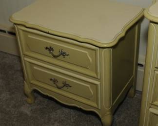 4 PIECE BEDROOM SET 