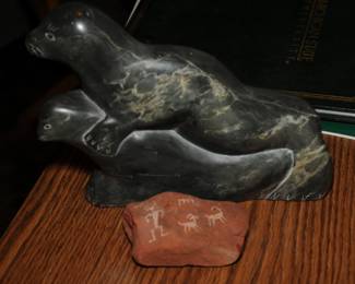 INUIT CANADIAN SOAPSTONE CARVING