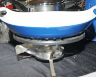 VINTAGE CAST IRON ENAMEL CHAFING DISH ON HEATED STAND