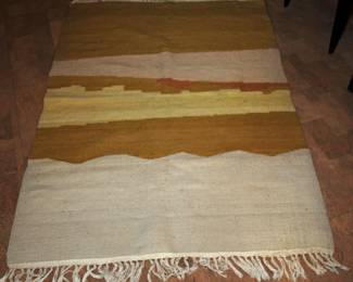 WOVEN RUG