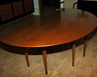 EDWARD WORMLEY FOR DUNBAR OVAL DROP-LEAF TABLE 4913
