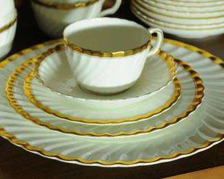 Dinnerware Set Gold Rose by Minton