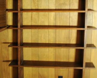 EDWARD WORMLEY DUNBAR FREE STANDINGWALL SHELVING
