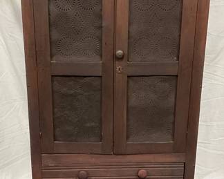 LIVE AUCTION SUN. AUG. 23 AT 10AM