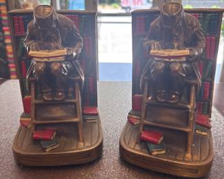 VTG EUC VHF Book Lover library bookends Armor Bronze clad, orig paint