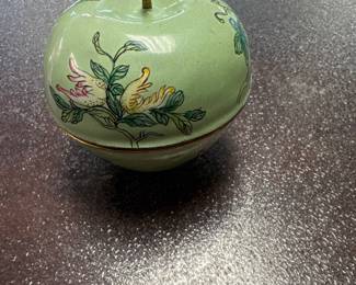 Enameled Trinket Apple box