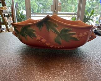 Roseville Pottery-Bleeding Heart Planter-382-10-11 1/2" long-8" wide-4 1/2" tall