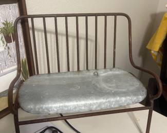 garden bench-this is tiny!