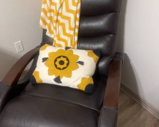 recliner, blanket, pillow