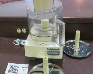 Lot 34: Cuisinart Basic Food Processor with Attachments