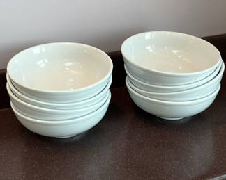 Lot 77: 8 Royal Limited White Ceramic Bowls
