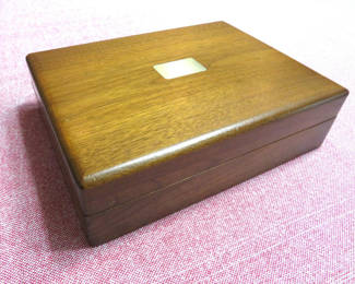 Lot 84: Owl Shop Wooden Humidor Cigar Box