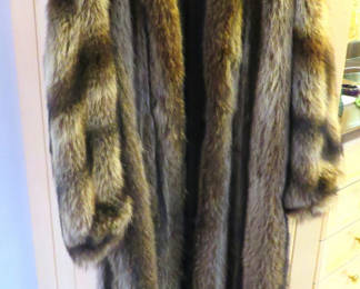 Lot 70: Vintage Silver Tip Raccoon Fur Coat Full Length