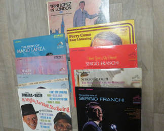 Lot 154: Crooner Vinyl LP Records Franchi Sinatra Como Lopez