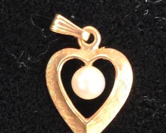 14k gold charm