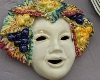Bacchus fruit mask