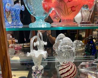 Fenton Frenzy! Murano paperweight
