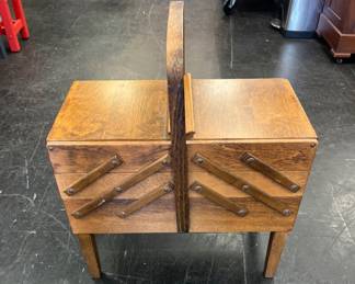 Accordion 3 Teir Sewing Box