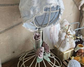 hat holder