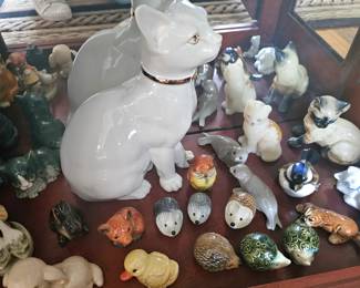 lots of cats