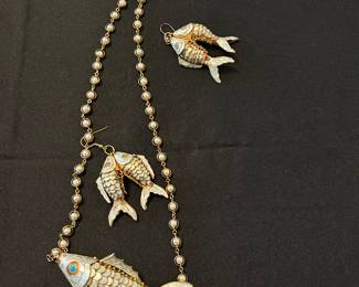 Vintage earrings and necklaces