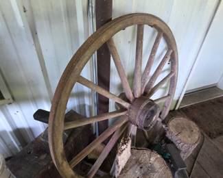 WOOD WAGON WHEELS