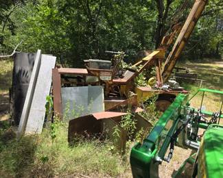 40 TON VENTAGE STAND ON CRANE