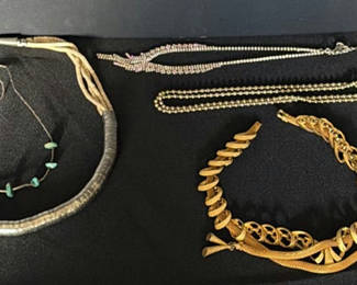 Lot 30: Assorted Necklaces and Jewelry