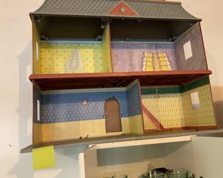 Madeline dollhouse