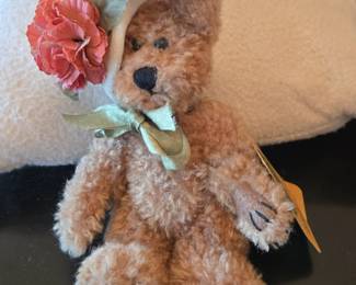 Boyds Bears  Friends Carmella de Bearvoire Investment Collectables Bear