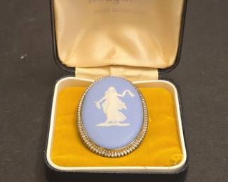 Wedgwood Jasperware Cameo Brooch
