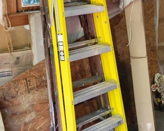 Werner ft. Type A Fiberglass Step Ladder