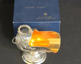 F.B. Rogers Silver Plate Sugar Scuttle  Scoop with Box fourth image