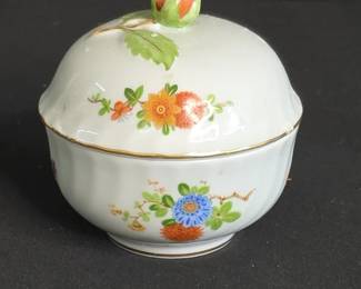 Kaiser Porcelain Kanton Pattern Lidded Bowl